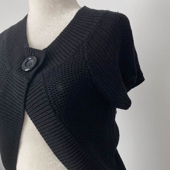 Kenneth Cole Reaction Black Sweater Bolero - Picture 4 of 9